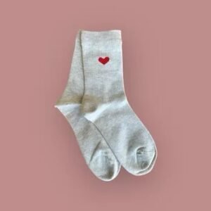 Paire de chaussettes beige - Petit coeur rouge